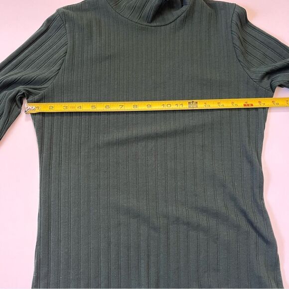 J.Crew NWT Pointelle knit turtleneck Small - Picture 10 of 11